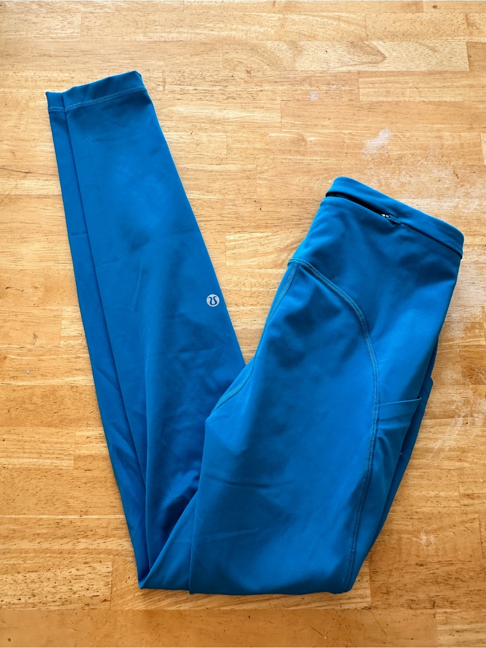 Lululemon leggings size 4